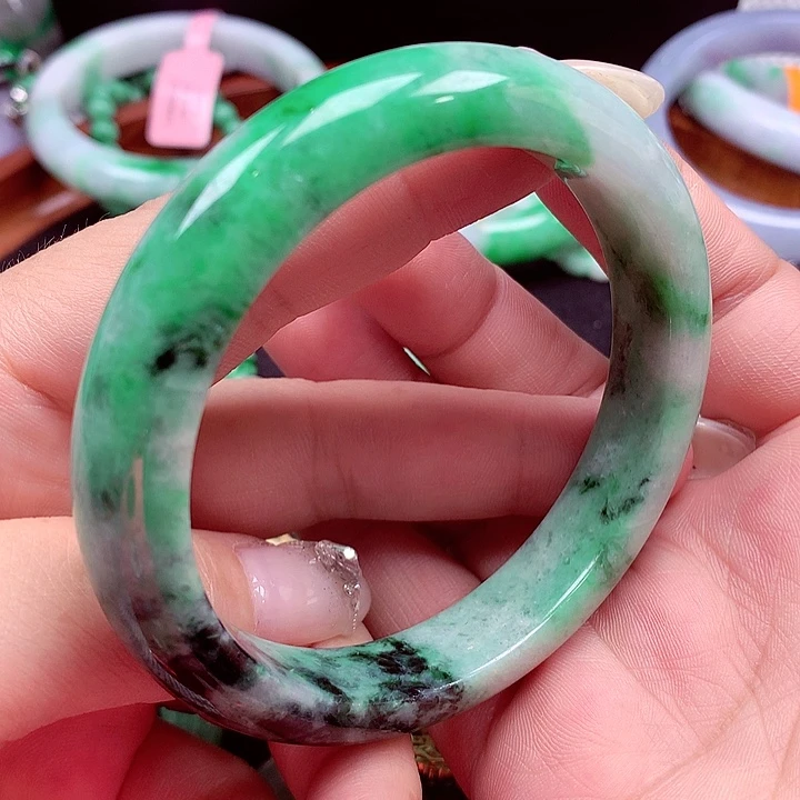 翡翠未镶嵌手镯翡翠手镯