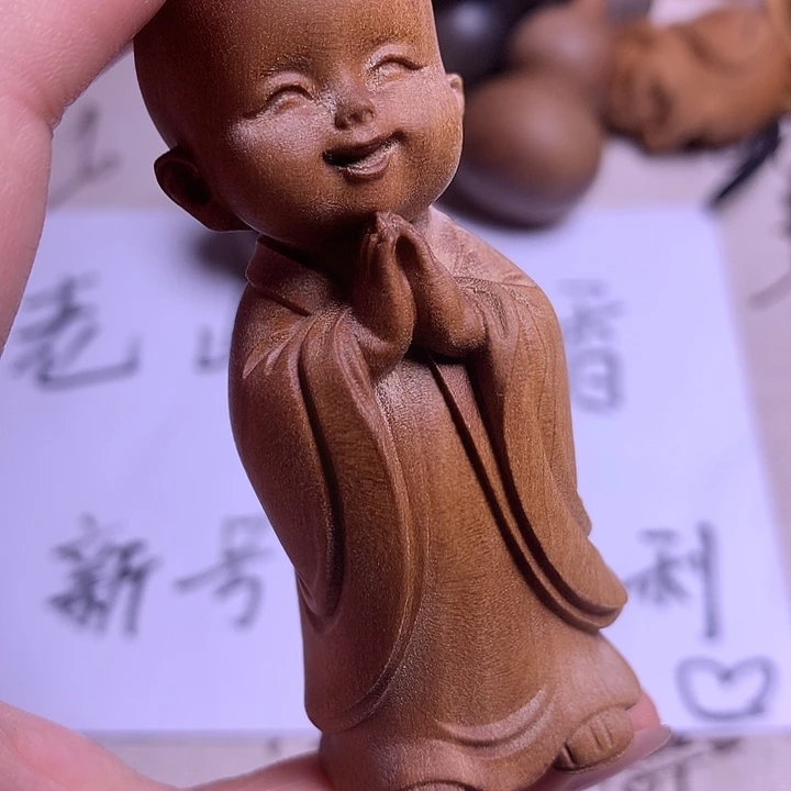 檀香木小无忧和尚摆件