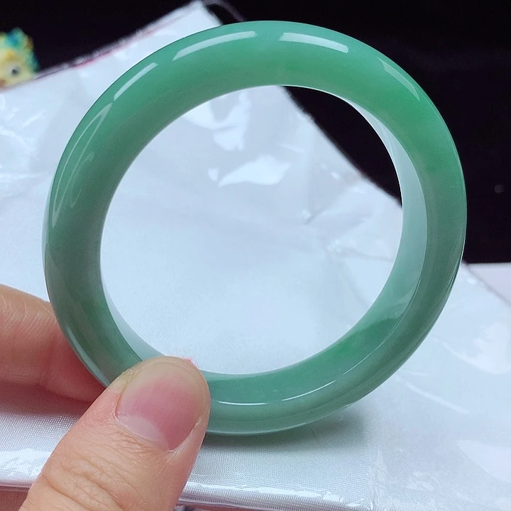 未镶嵌手镯翡翠53圈