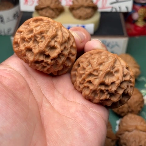 【闪购商品】文玩核桃吊坠42.5龙鳞