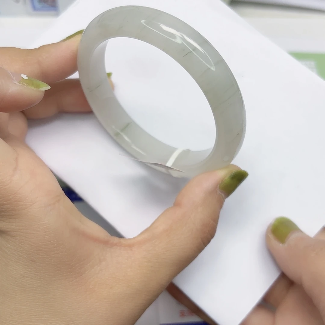 石英质玉未镶嵌手镯66/56