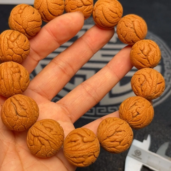 桃核手串龙纹桃核4
