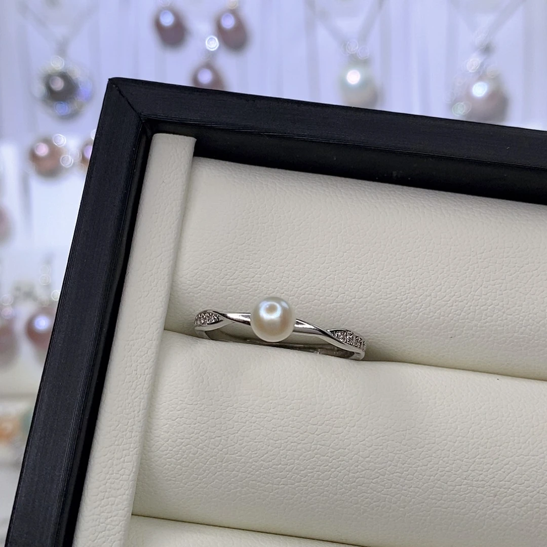 颈饰淡水珍珠未镶嵌