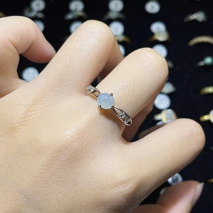 翡翠未镶嵌戒指戒指