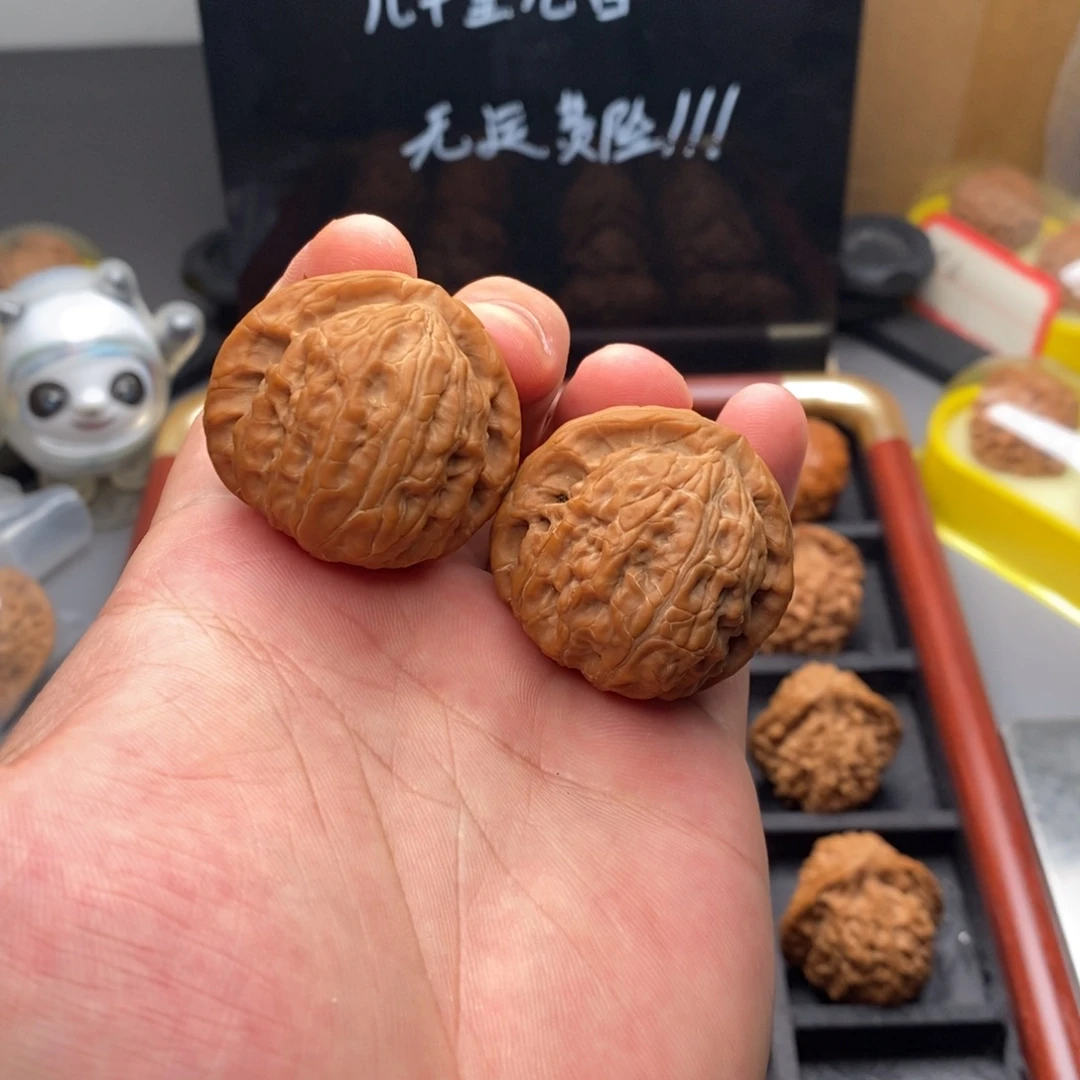 桃核吊坠全品玄武