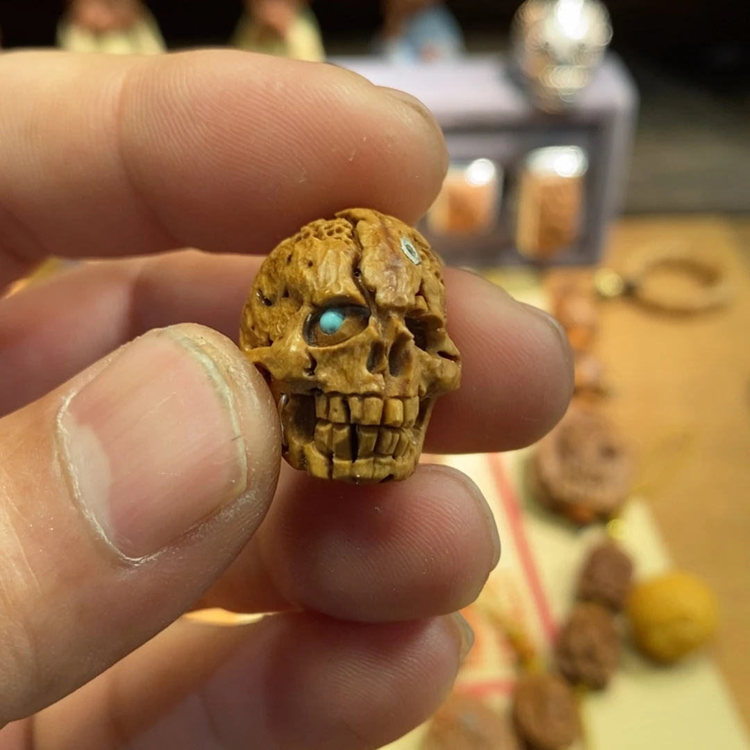 潍坊核雕桃核雕刻骷髅腰珠