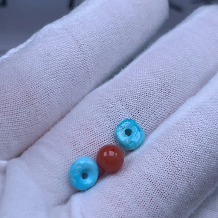南红玛瑙未镶嵌珠宝奇石