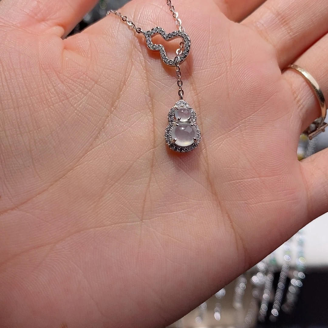 颈饰银S925镶嵌翡翠流****唯