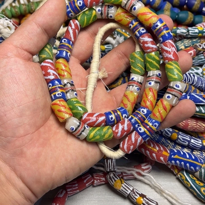 颈饰玻璃5240。福利1条