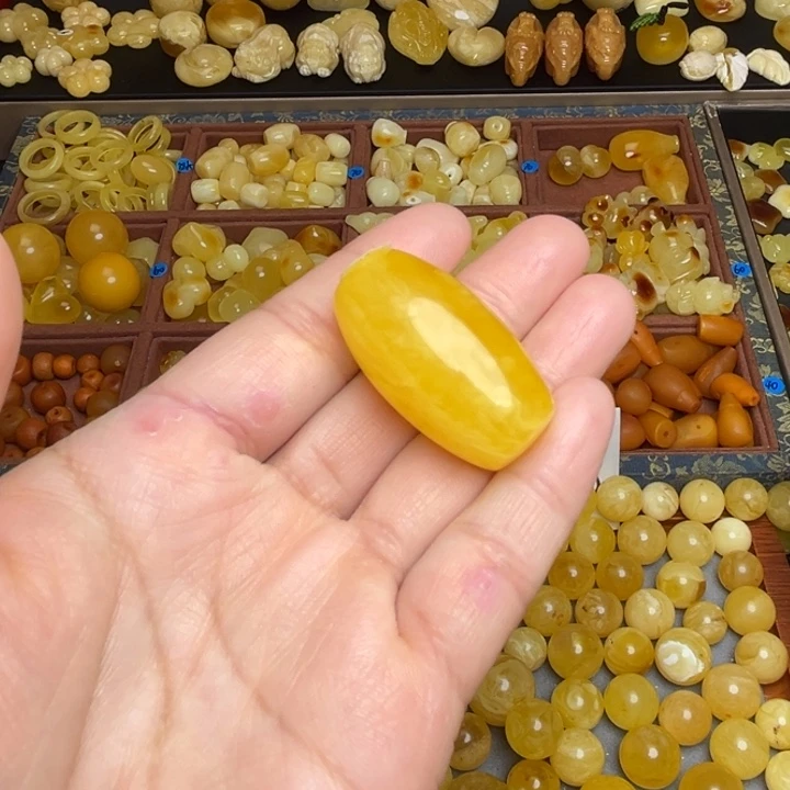 蜜蜡未镶嵌珠宝奇石鸡油黄天珠