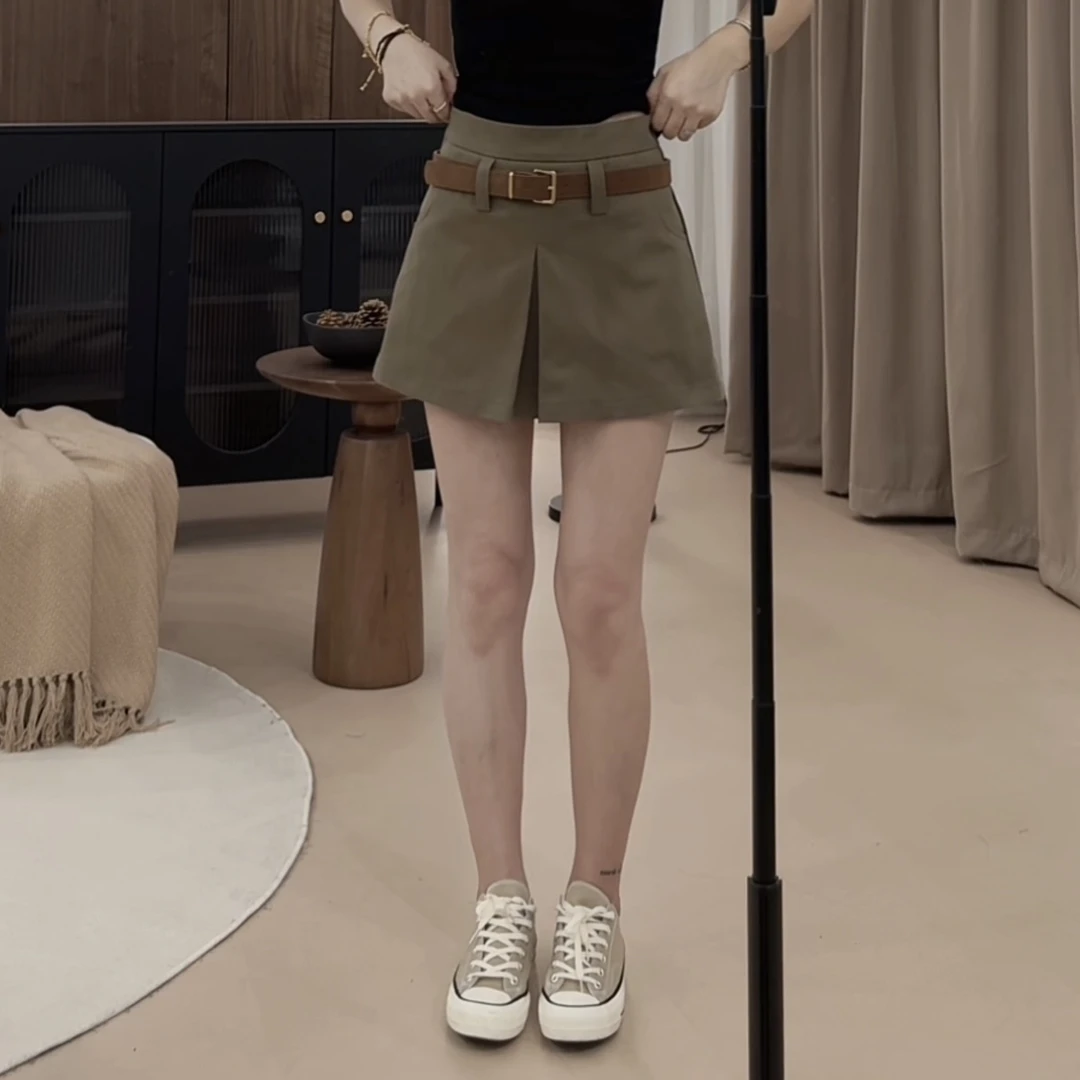 伟丽店3392款【开叉工装裙裤】设计感前开叉褶皱工装短裙裤时尚百搭
