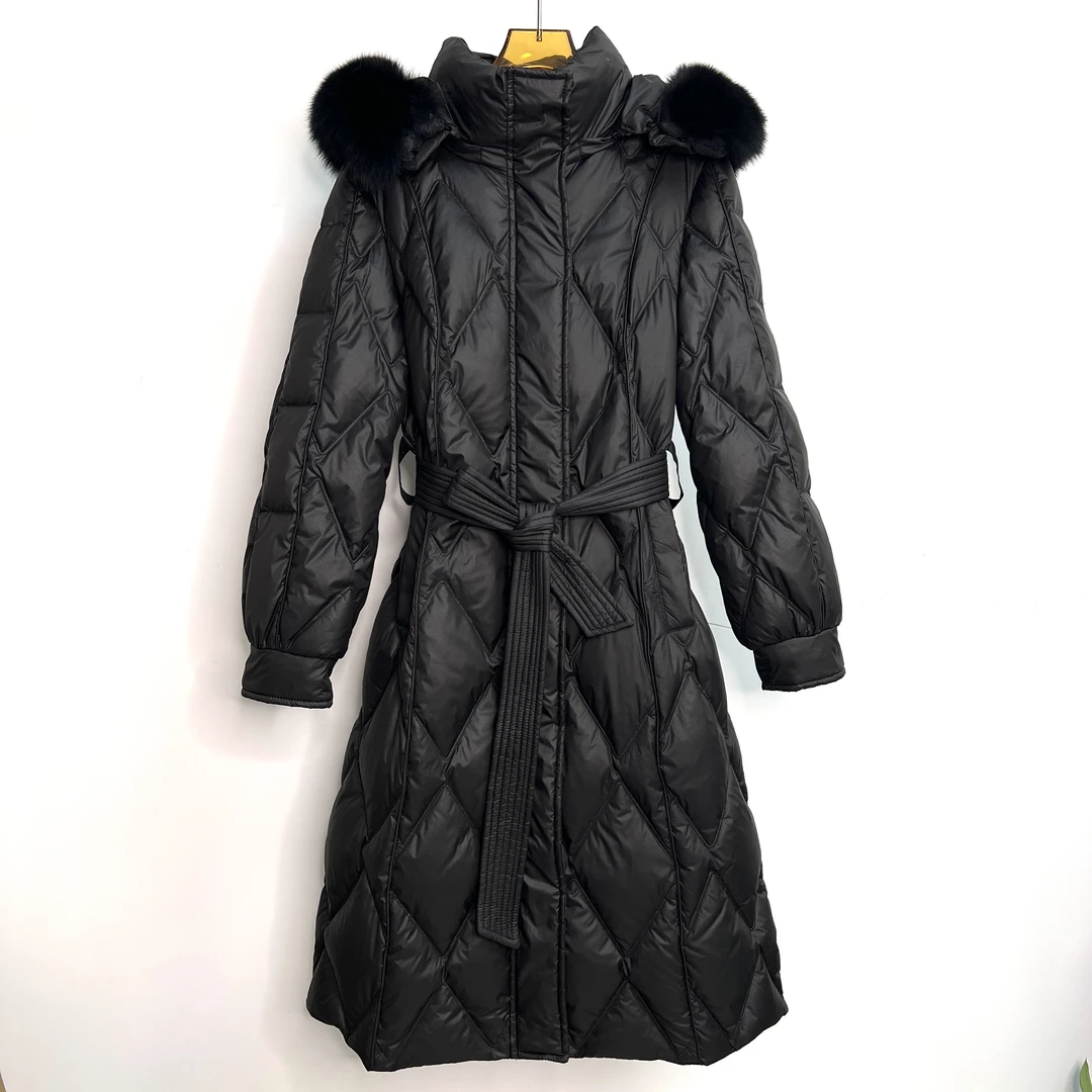 《乙迦推荐》新款90白鹅绒服真狐狸毛领修身显瘦气质百搭长款加厚