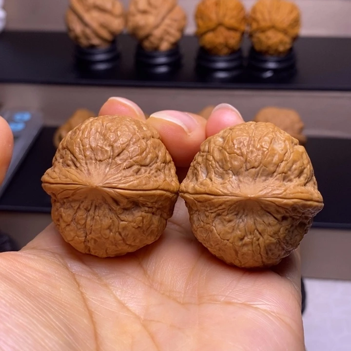 把件文玩核桃粗筋蟒纹虎头10