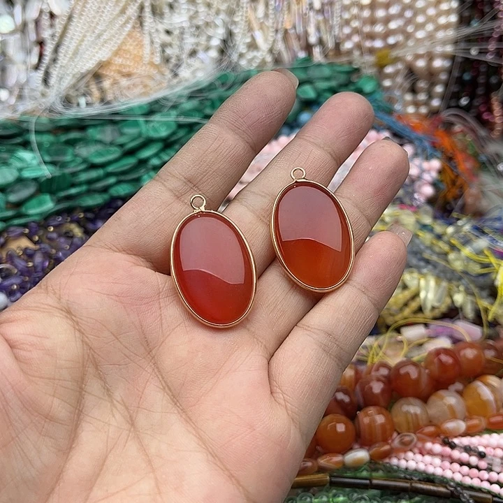 玛瑙/玉髓未镶嵌珠宝半成品一个21/30mm南红吊坠