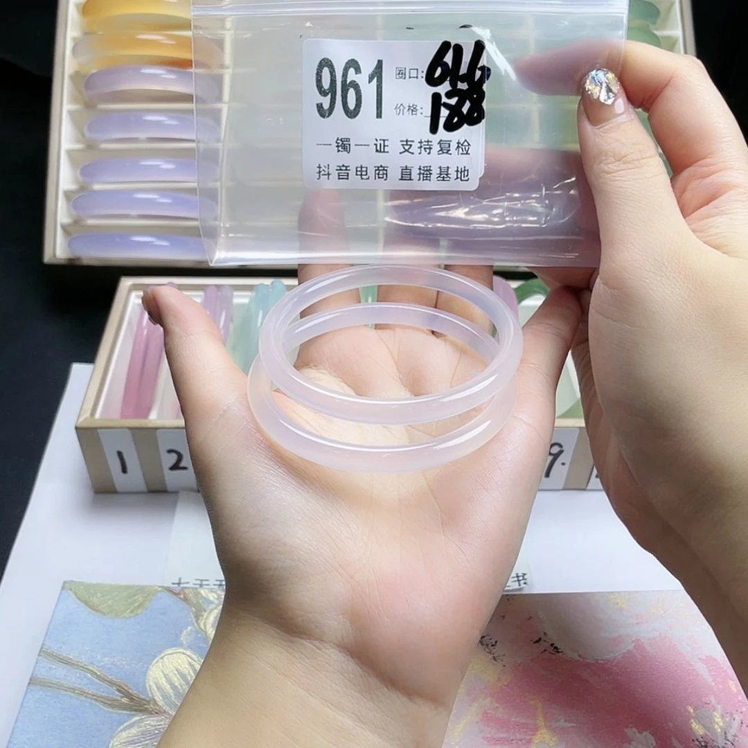 【闪购商品】手镯玛瑙/玉髓未镶嵌家***.