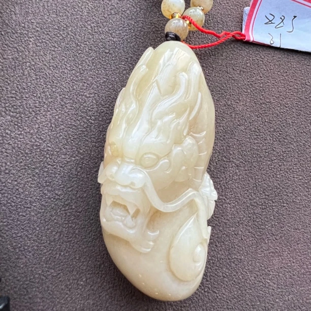 和田玉龙头牌ZZJ31-1