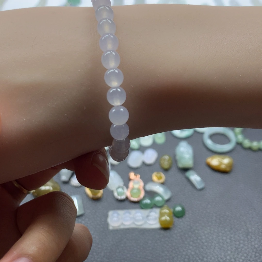 翡翠未镶嵌颈饰手串