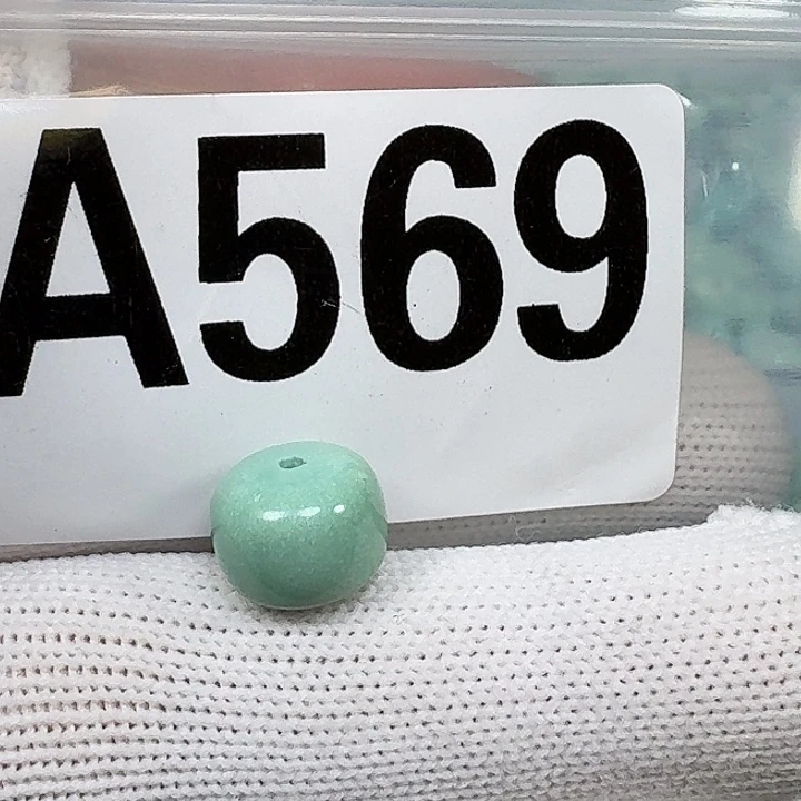 绿松石未镶嵌珠宝奇石11