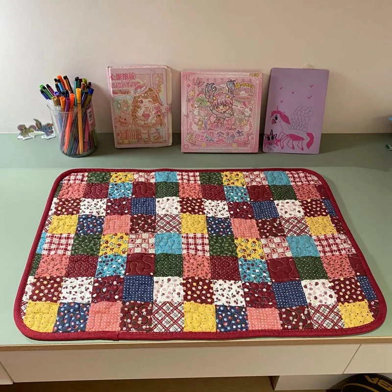 外贸日系可爱少女古早桌垫纯棉防滑卧室地垫书垫坐垫宠物趴趴垫