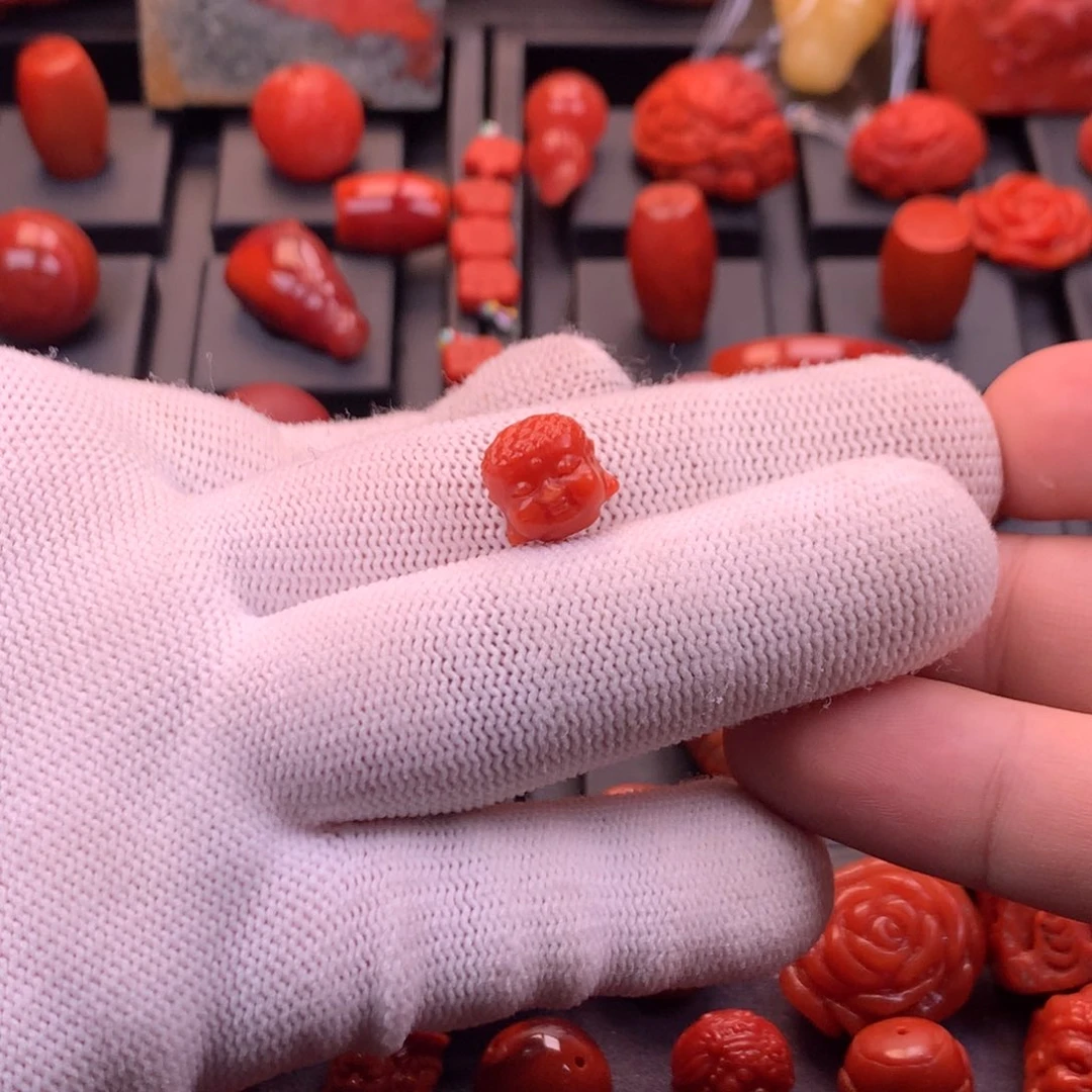 南红玛瑙未镶嵌精工雕刻满色满肉柿子红宝宝佛头配珠11mm+