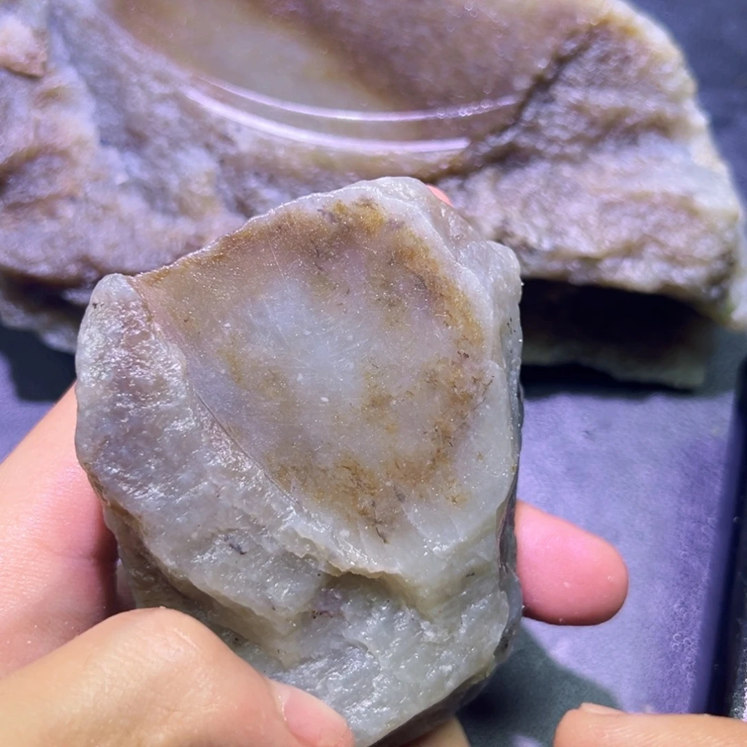 和田玉未镶嵌珠宝半成品