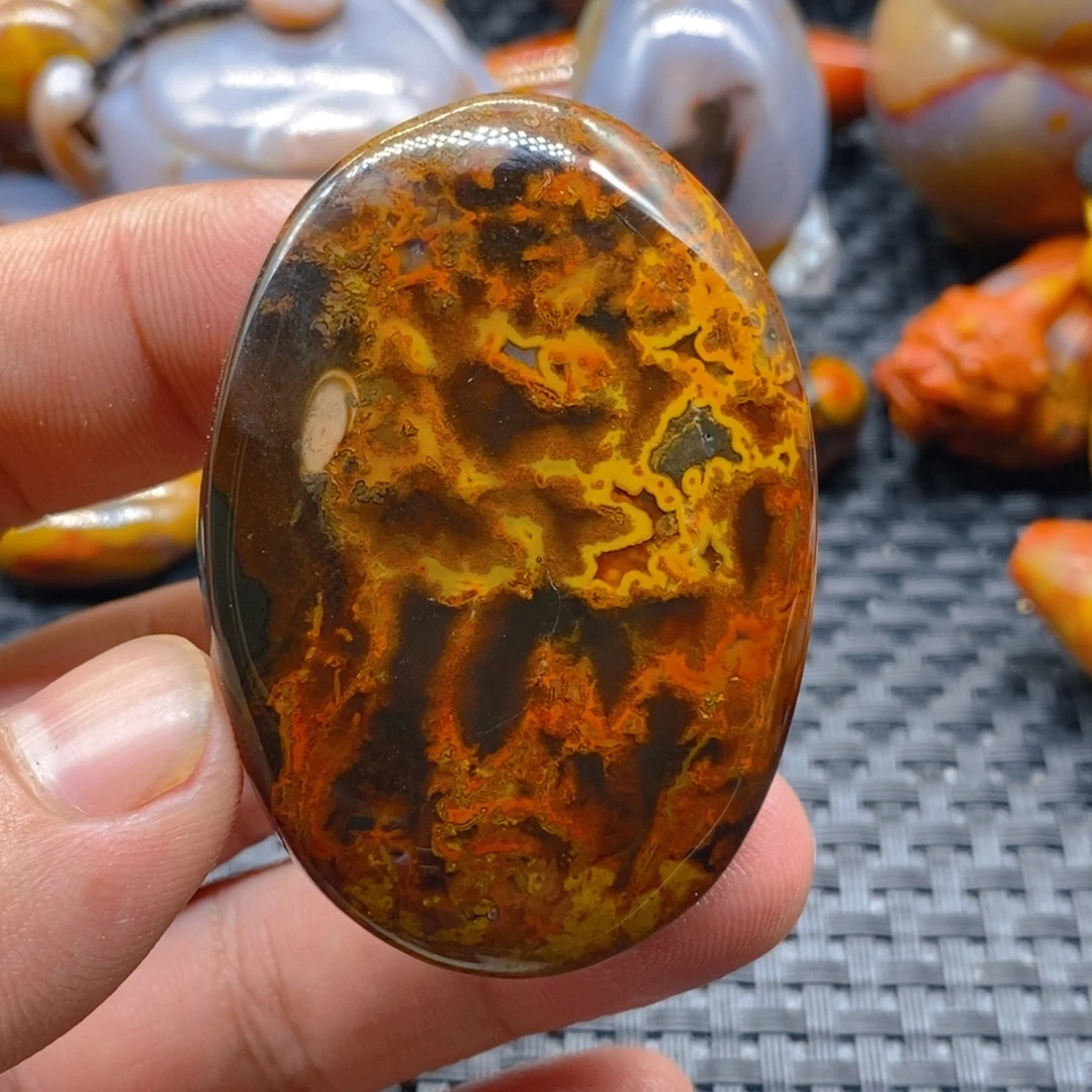 欢***客玛瑙/玉髓未镶嵌颈饰