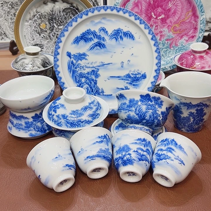 摆件景德镇陶瓷艺术展演厅及艺术展