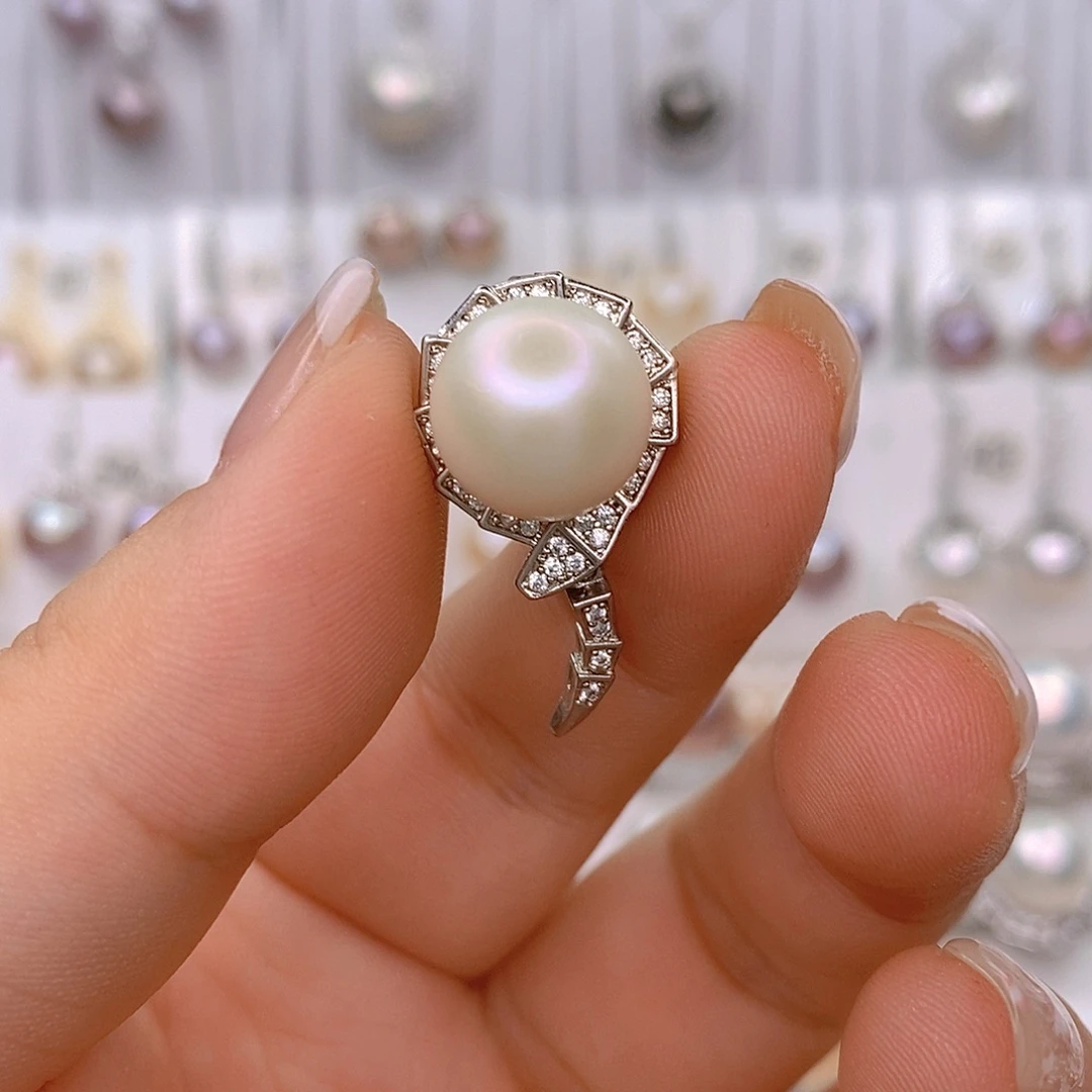 颈饰未镶嵌淡水珍珠