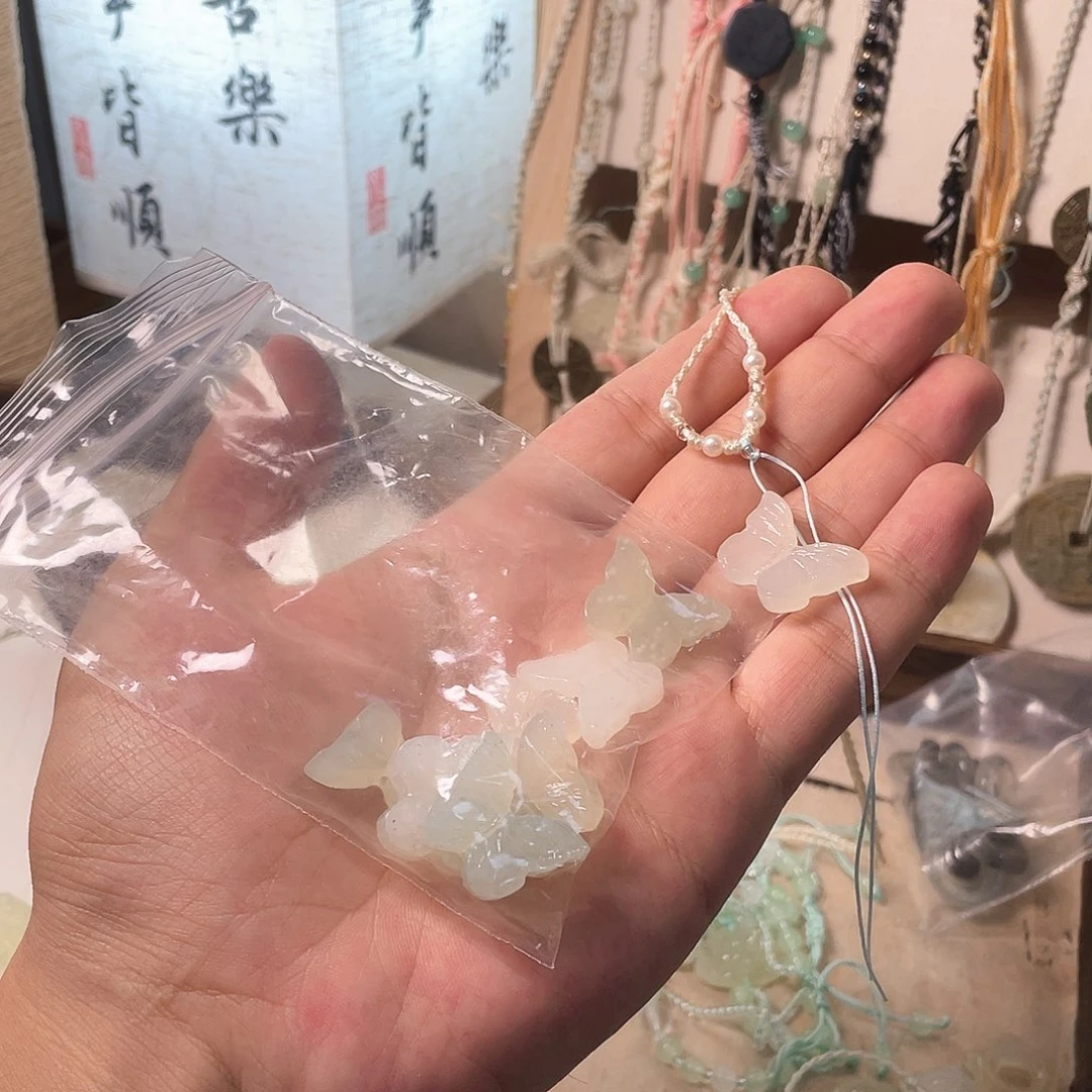 蛇纹石玉合金颈饰