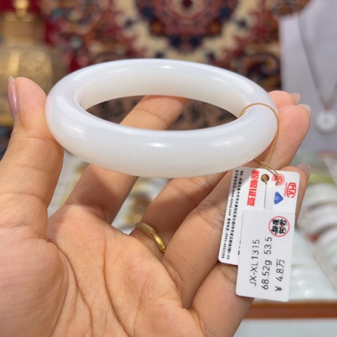 和田玉未镶嵌手镯新疆和田玉