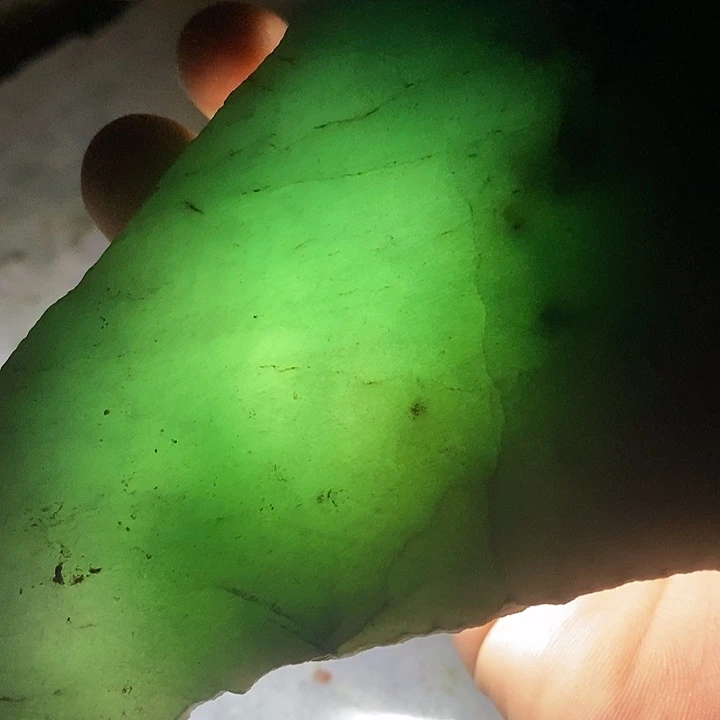 翡翠未镶嵌挂件未镶嵌
