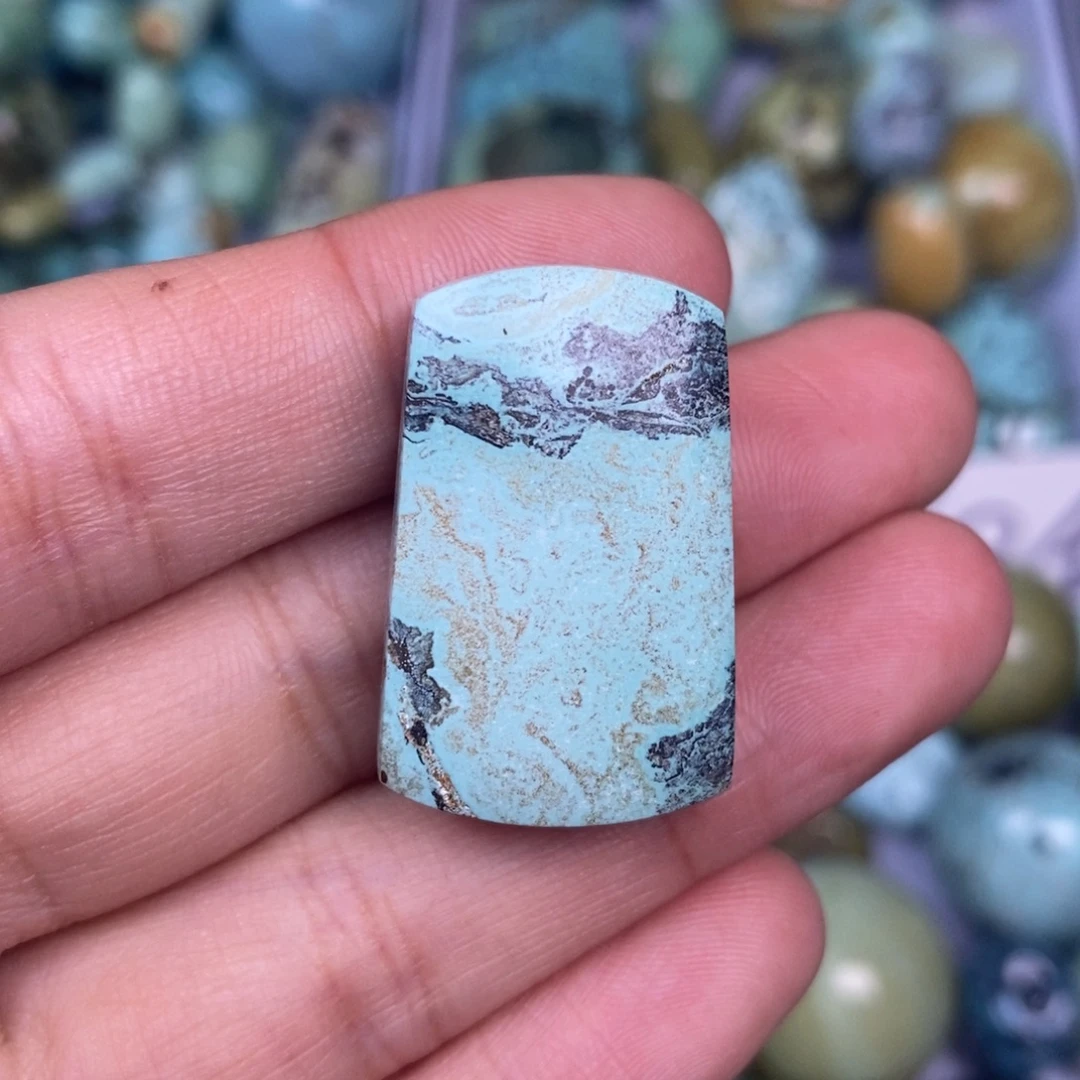 绿松石未镶嵌挂件