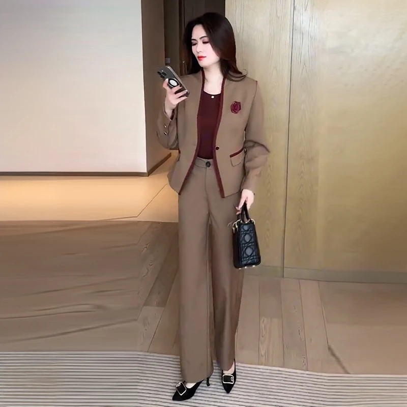 2025年气质时尚西装套装女士春装新款洋气显瘦职业女装西服三件套