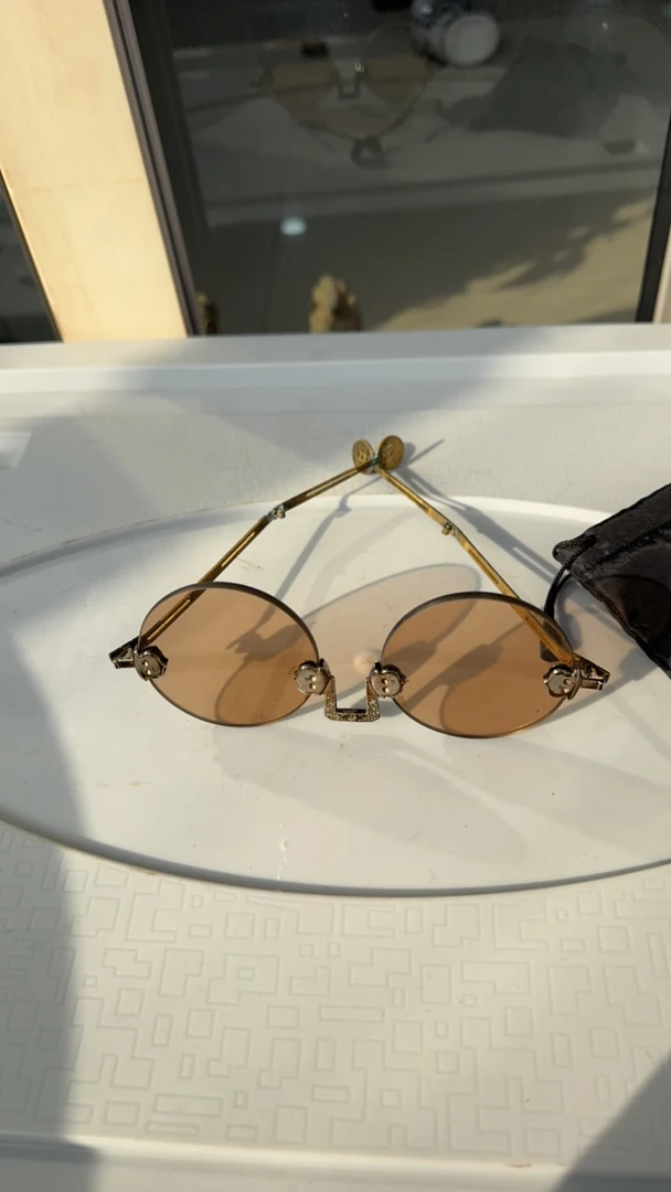 眼镜摆件，，，，，，，，，