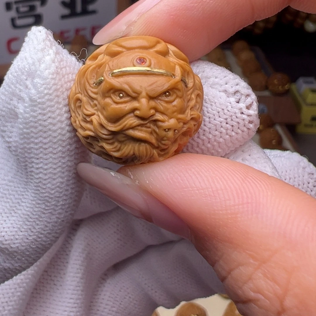 猴头核桃把件镶嵌款钟馗美女全品有正常封口线