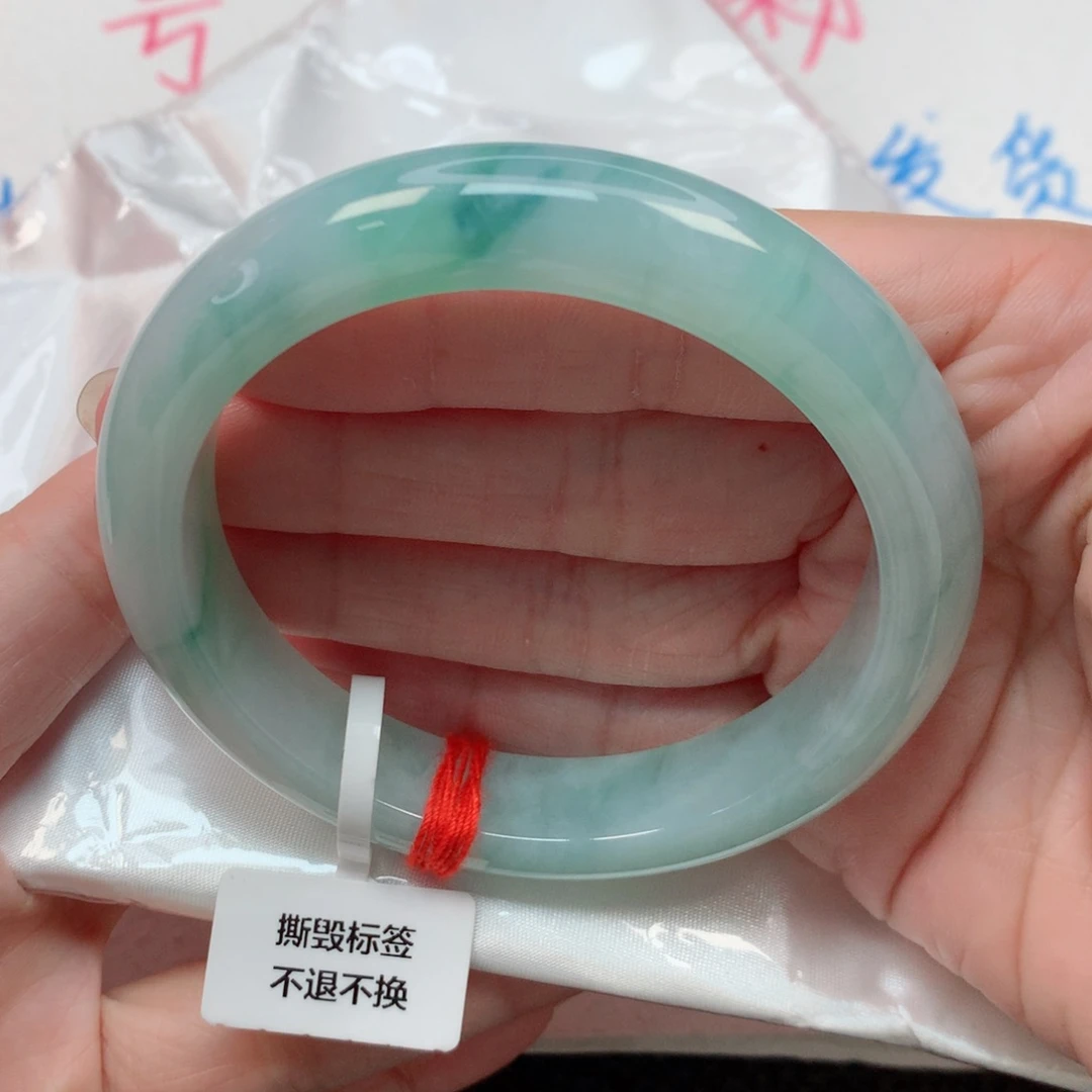 翡翠手镯未镶嵌58.5圈