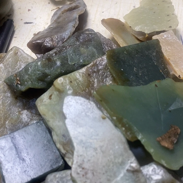 透闪石质玉珠宝半成品未镶嵌