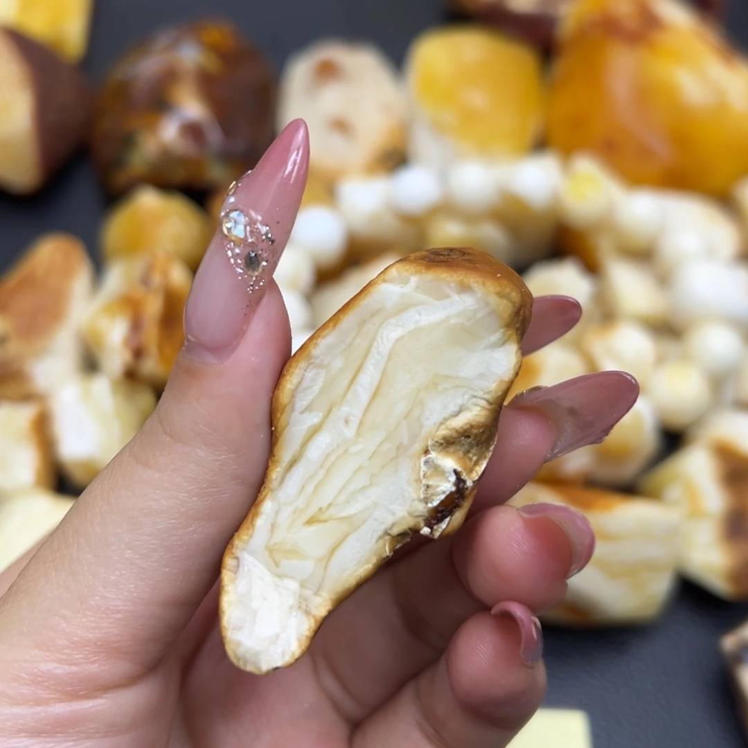 定制琥珀未镶嵌小****口蜜蜡