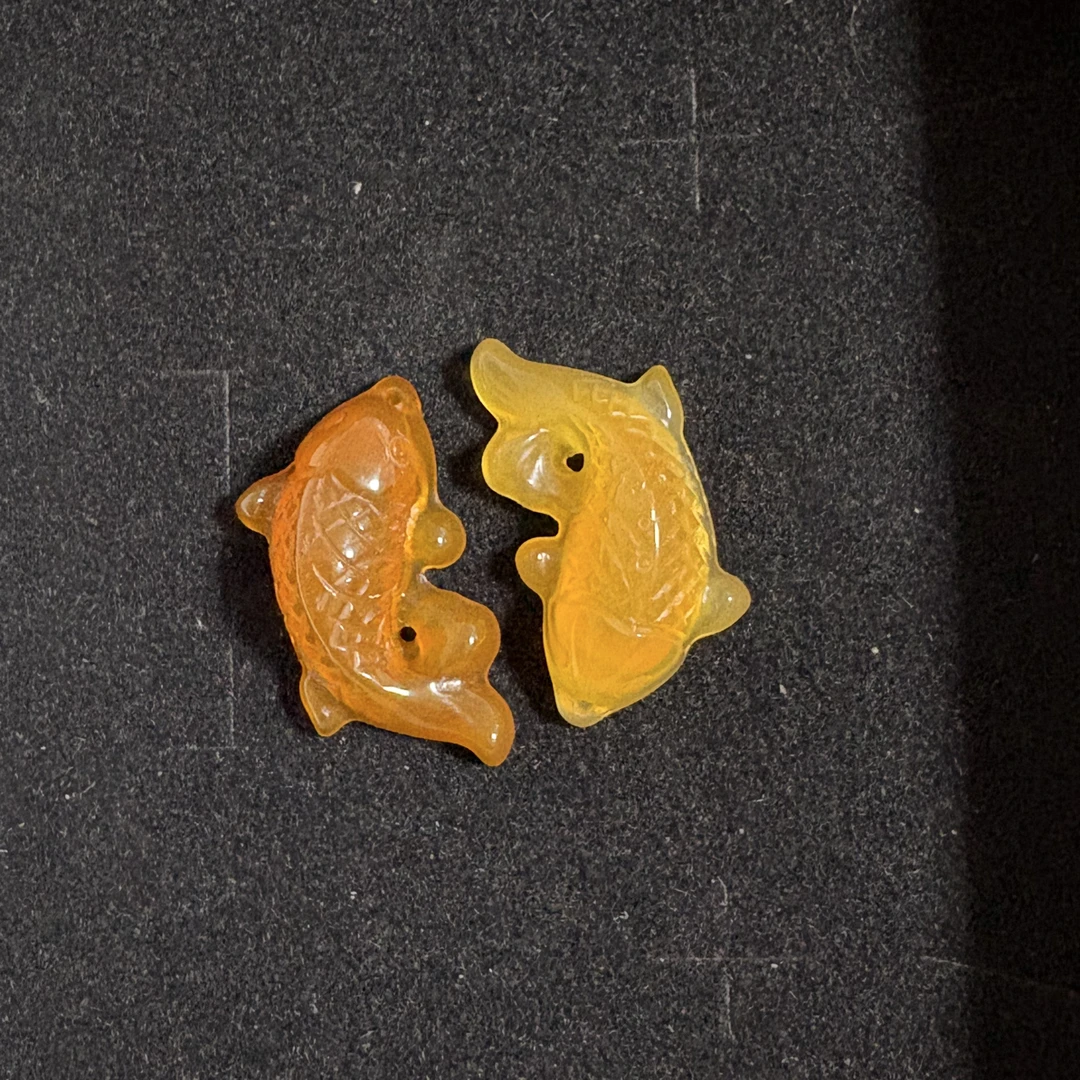 玛瑙锦鲤项链挂坠