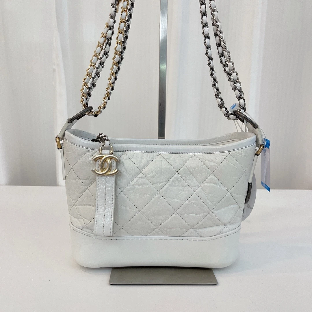 95新 Chanel/香奈儿 香奈儿 白色小号流浪底长20 X10