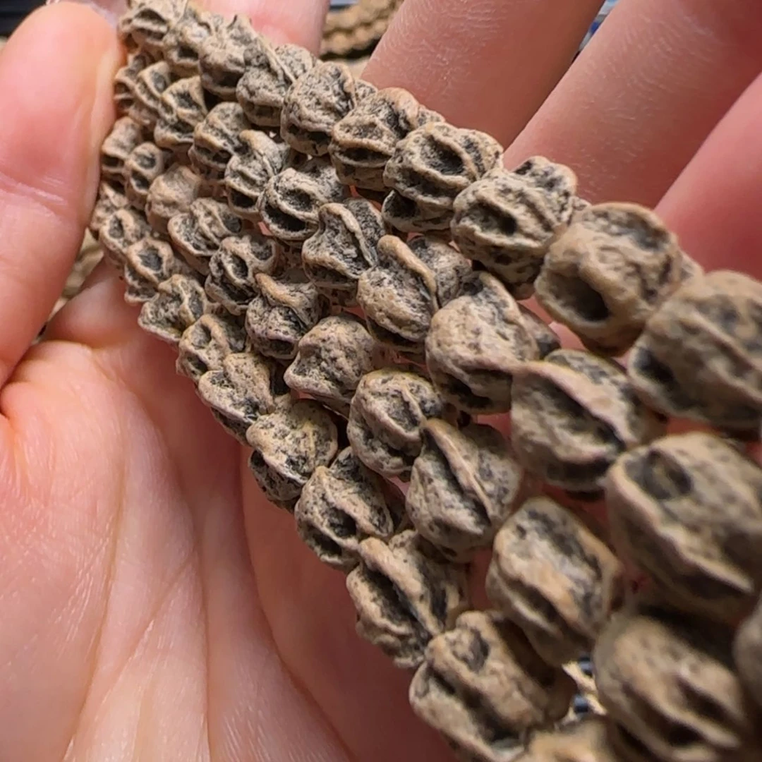 【闪购商品】柏香籽/百香籽吊坠Q****.