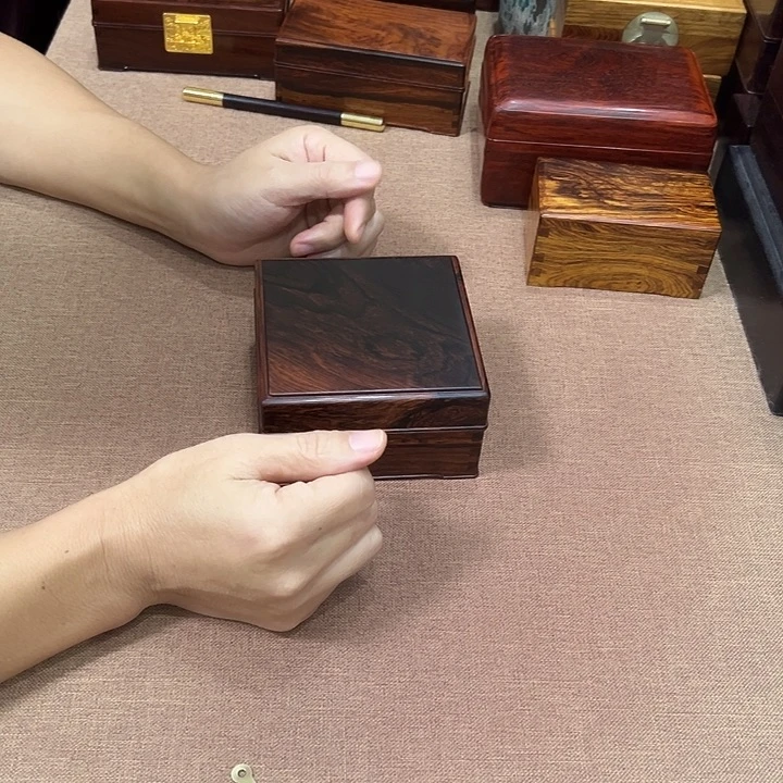 浪***子贡木黄花梨翻盖首饰盒