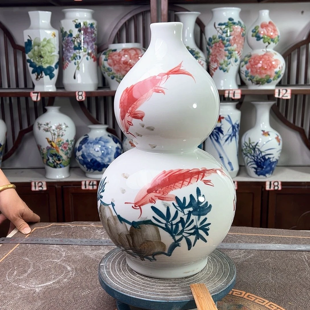 摆件景德镇陶瓷葫红鱼