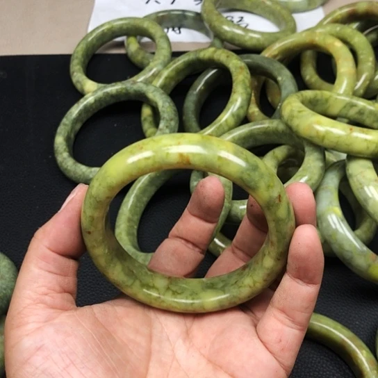 未镶嵌蛇纹石玉手镯南*风