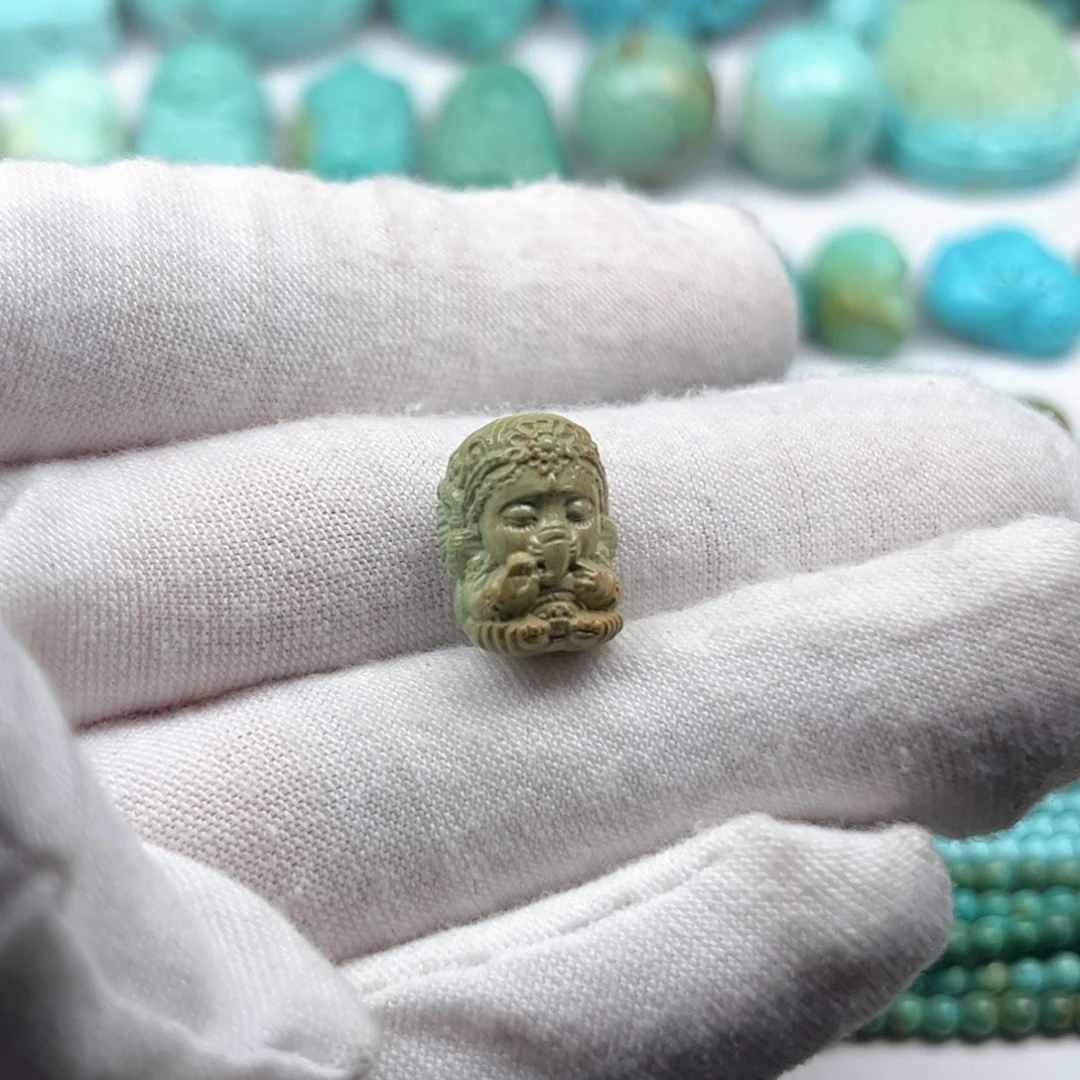 未镶嵌绿松石珠宝奇石