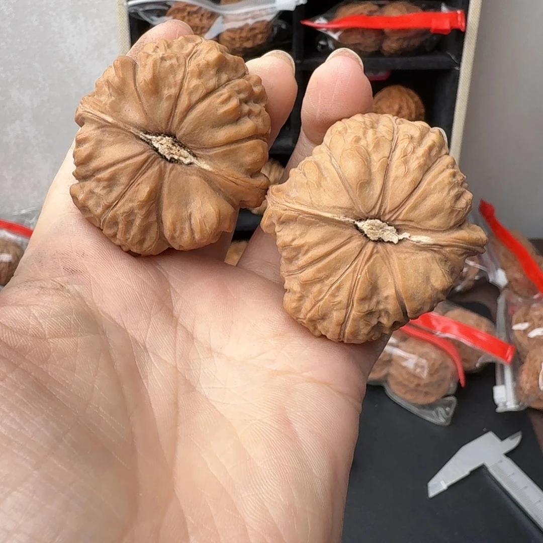 柒***あ文玩核桃把件南瓜饼