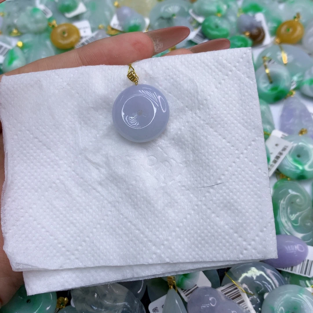 翡翠18K金镶嵌颈饰11111111111