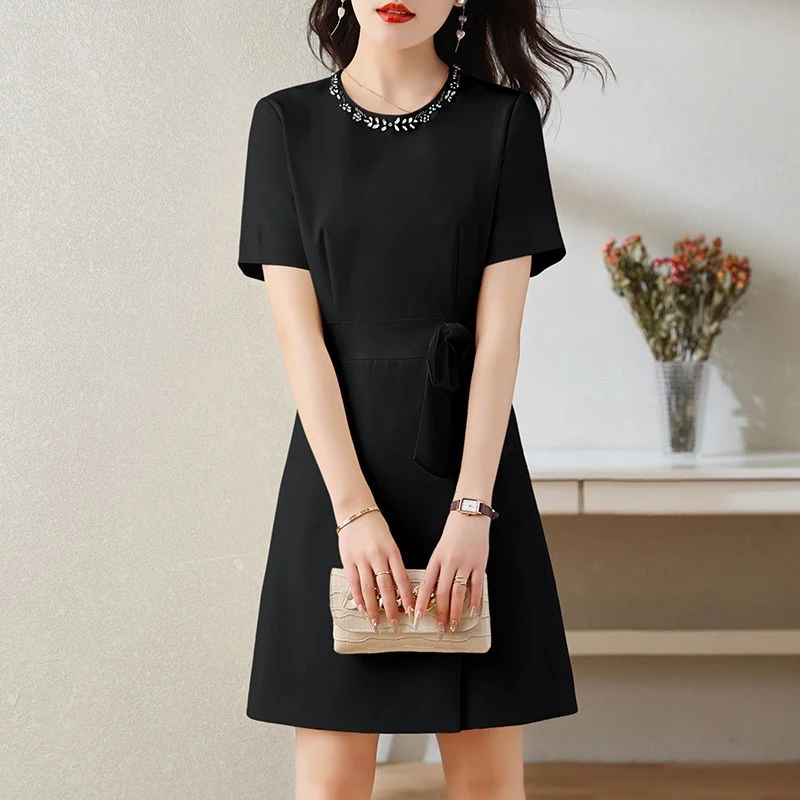 连衣裙女夏新款女神范蝴蝶结减龄钉珠显瘦高档赫本风礼服裙