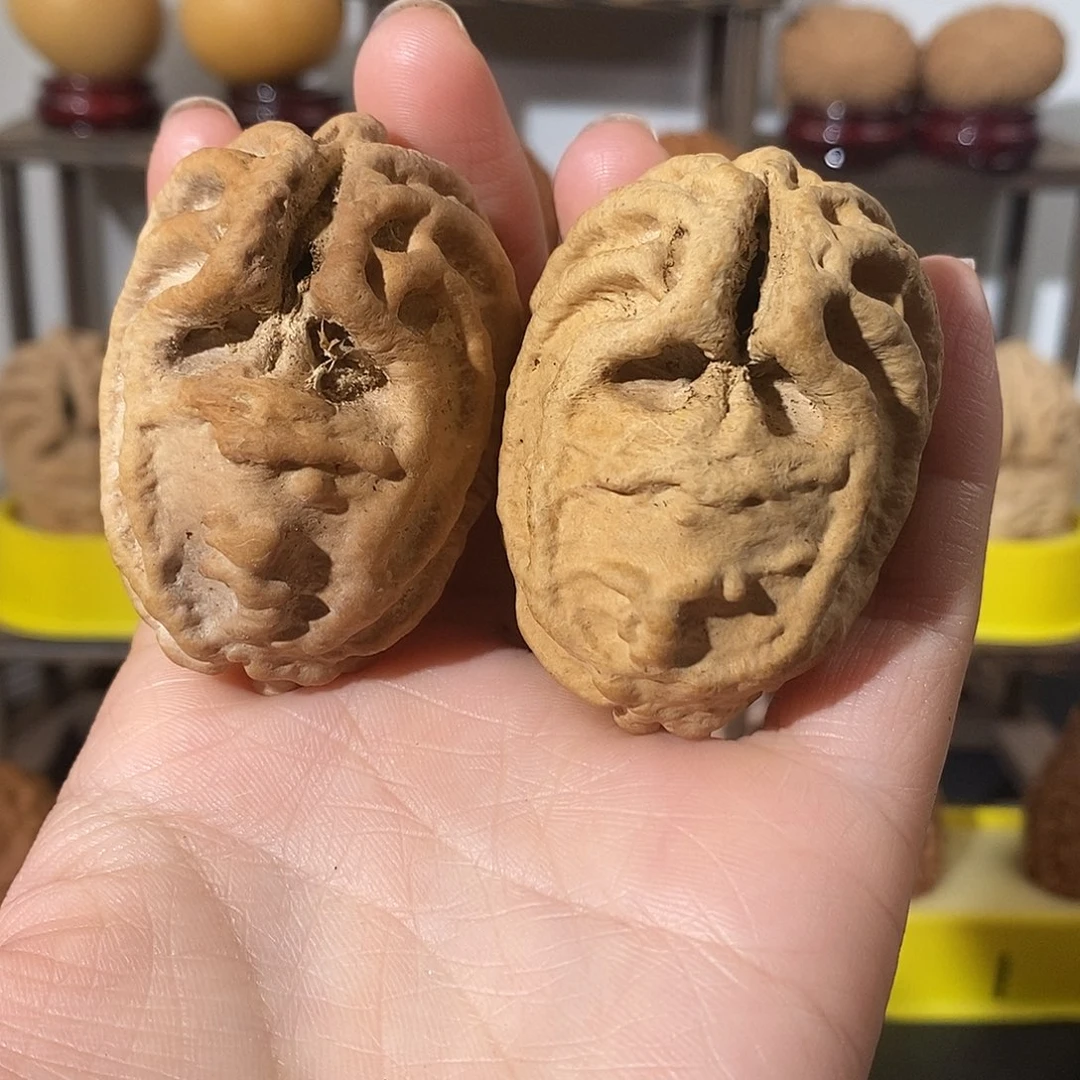 吊坠文玩核桃菜****9鬼脸练手微色不退不换不接受中差评40