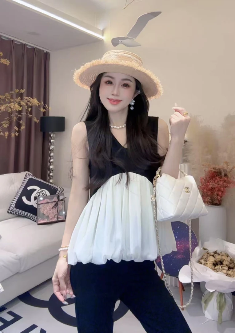 L.X~时尚拼色背心轻奢撞色V领无袖上衣女设计修身百搭显瘦6703